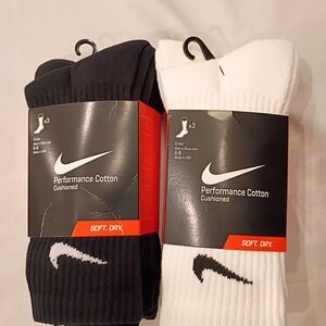 Nike Performance Cotton Cushioned Crew Socks - Black & White (3-Pack)